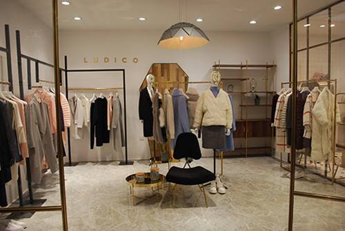 服装店铺装修思路及技巧分析