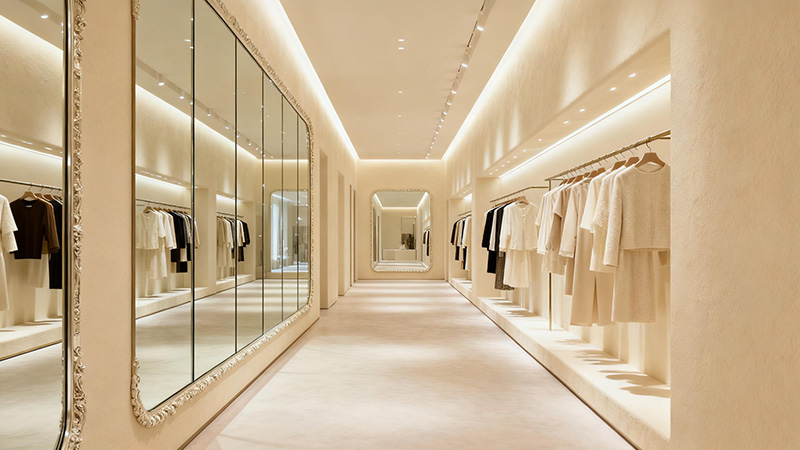 奶油风服装店铺装修效果图